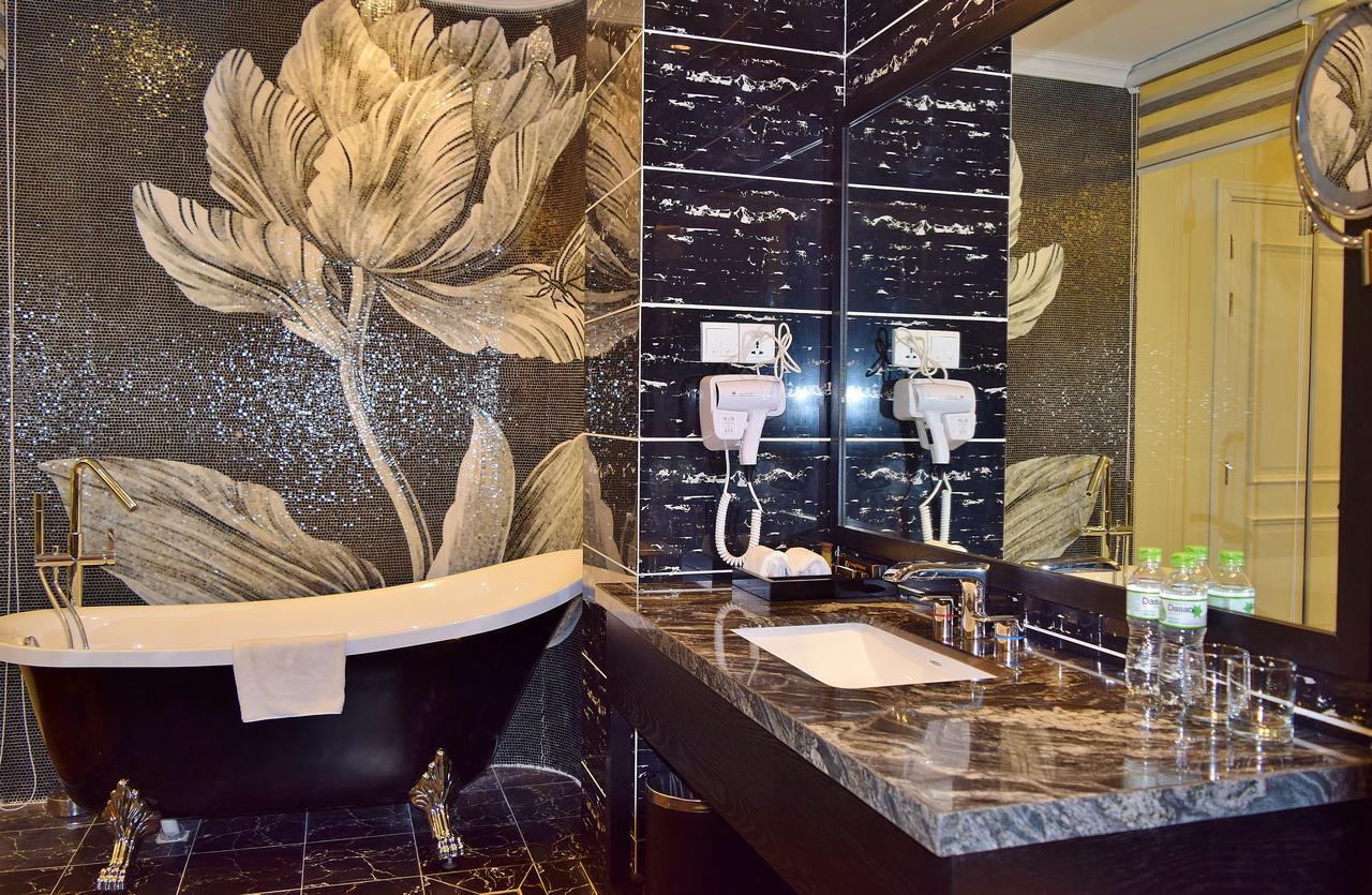 Tuong VI Hotel Saigon Ho Chi Minh City Exterior photo